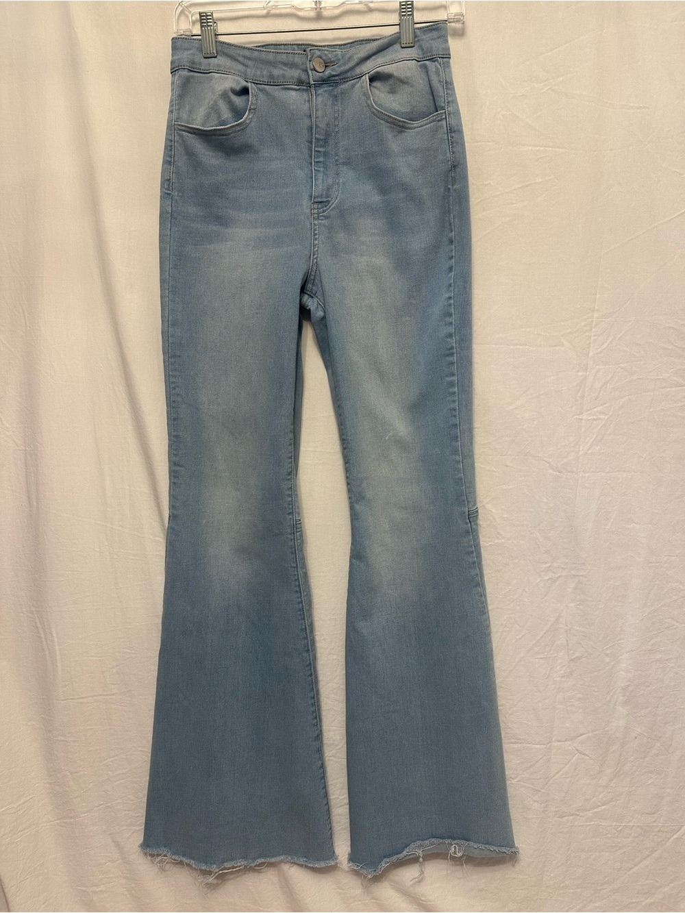 Simple Society Size 5 High Rise Bell Bottom Jeans Light Wash Raw Hem 70s Boho